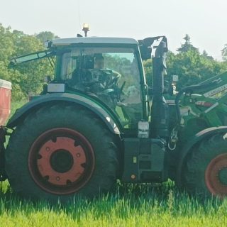 Zajęcia kl. IV TMRiA z agrotroniki z wykorzystaniem nowoczesnego sprzętu do nawożenia mineralnego