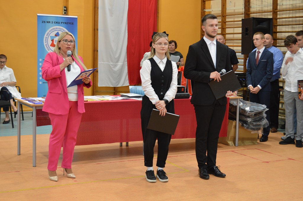 Fotogaleria z zakończenia roku szkolnego 2024/2025 - Obrazek 67