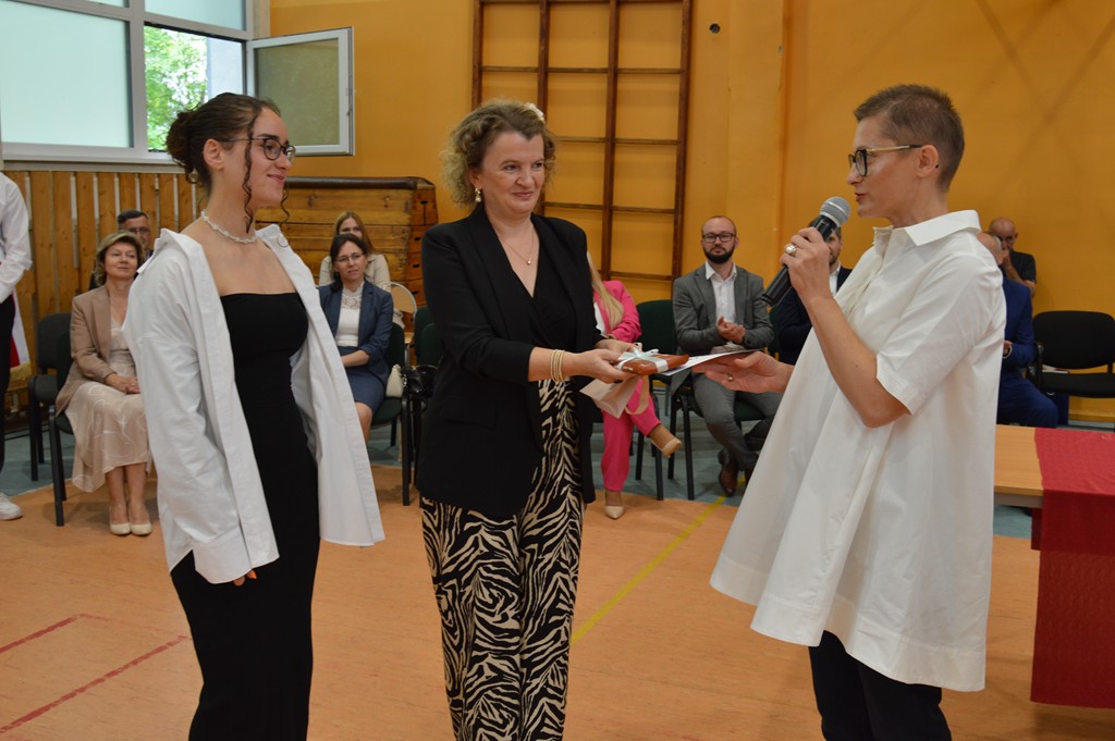 Fotogaleria z zakończenia roku szkolnego 2024/2025 - Obrazek 19