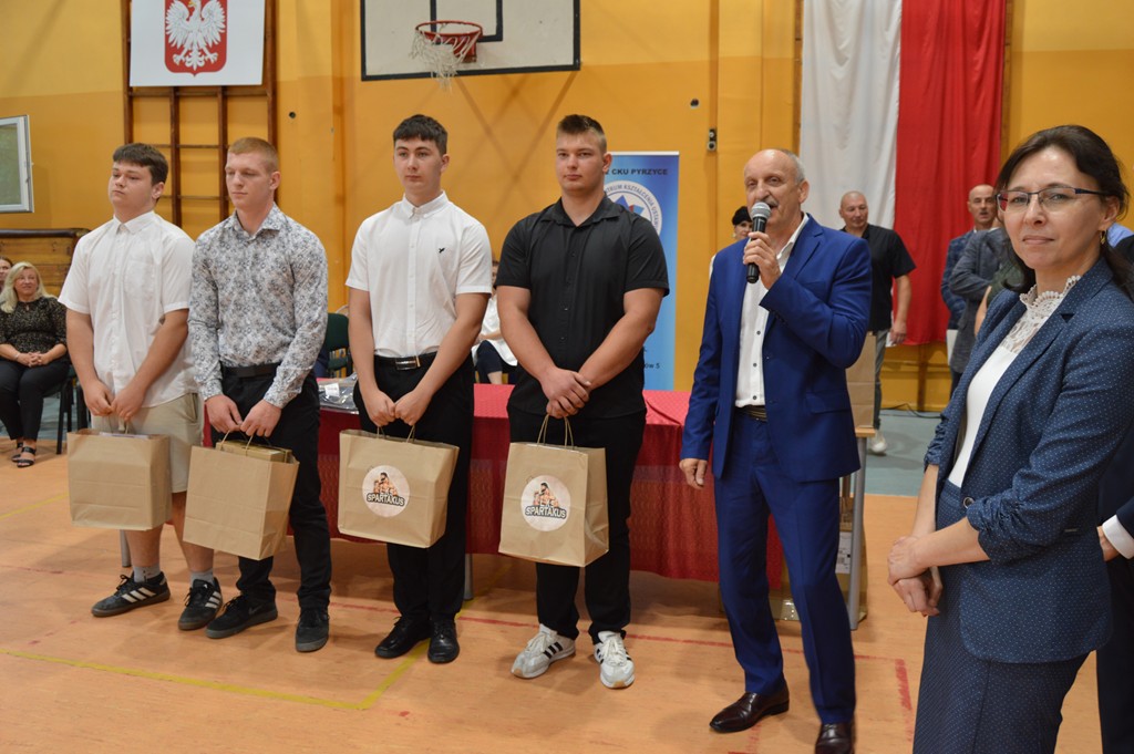 Fotogaleria z zakończenia roku szkolnego 2024/2025 - Obrazek 7