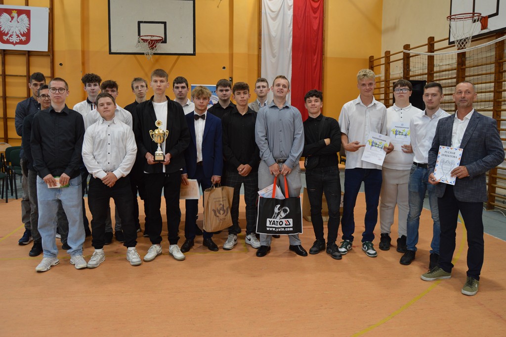 Fotogaleria z zakończenia roku szkolnego 2024/2025 - Obrazek 1
