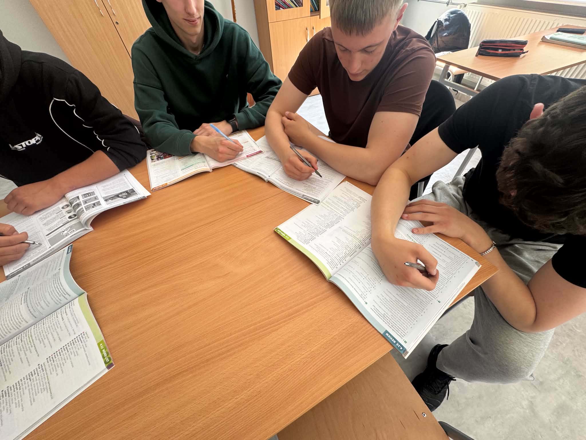 Kurs przygotowawczy do egzaminu maturalnego z języka angielskiego. - Obrazek 4