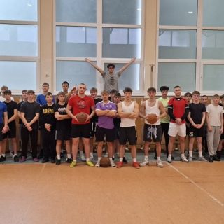 Klasowe mistrzostwa szkoły w koszykówce 3×3 🏀