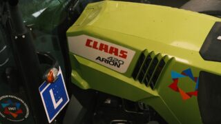 Traktor Claas